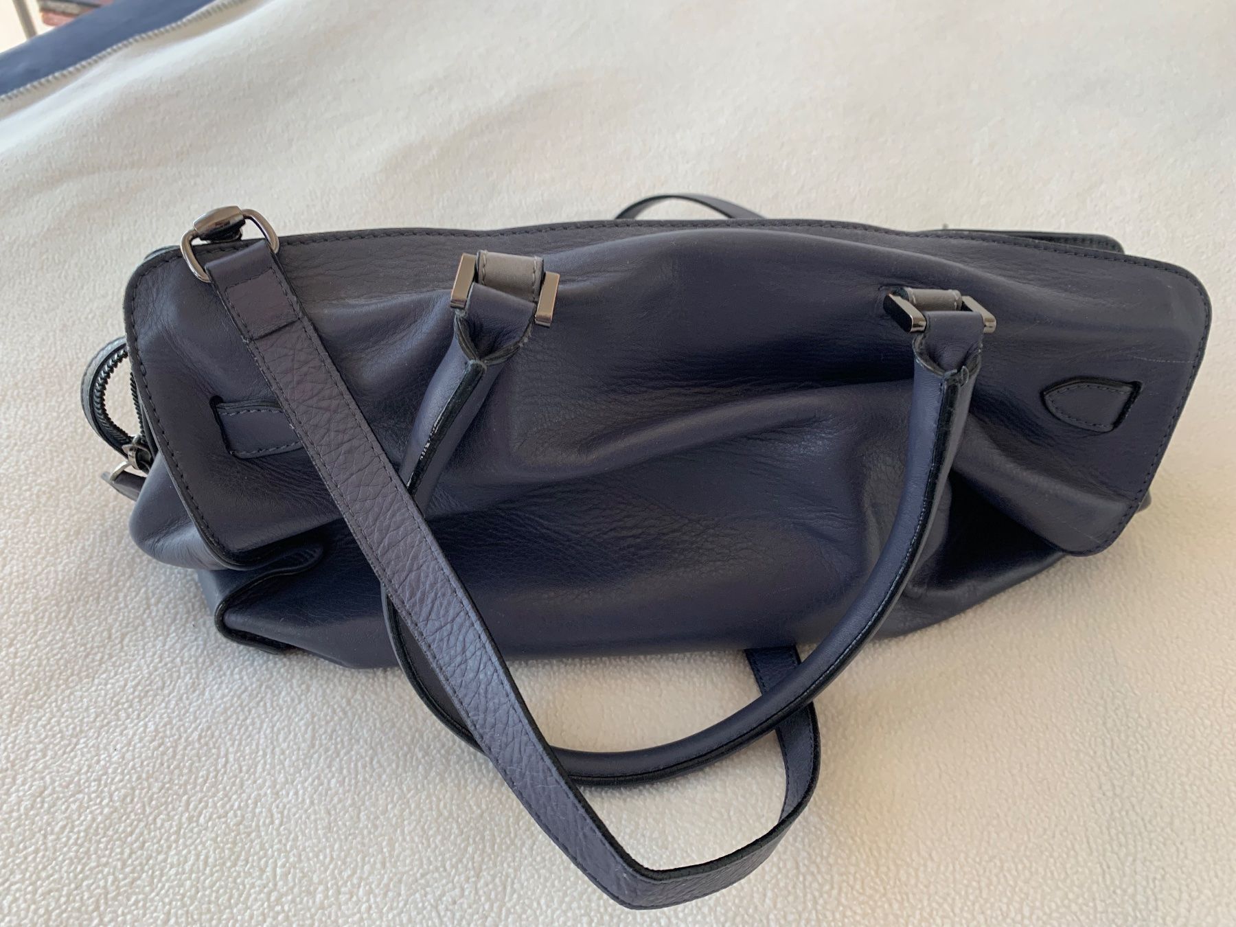 Liu Jo Sacs femmes: Handtasche/Shopper von LIU JO – D'occasion à Horgen par mag_scv9 1