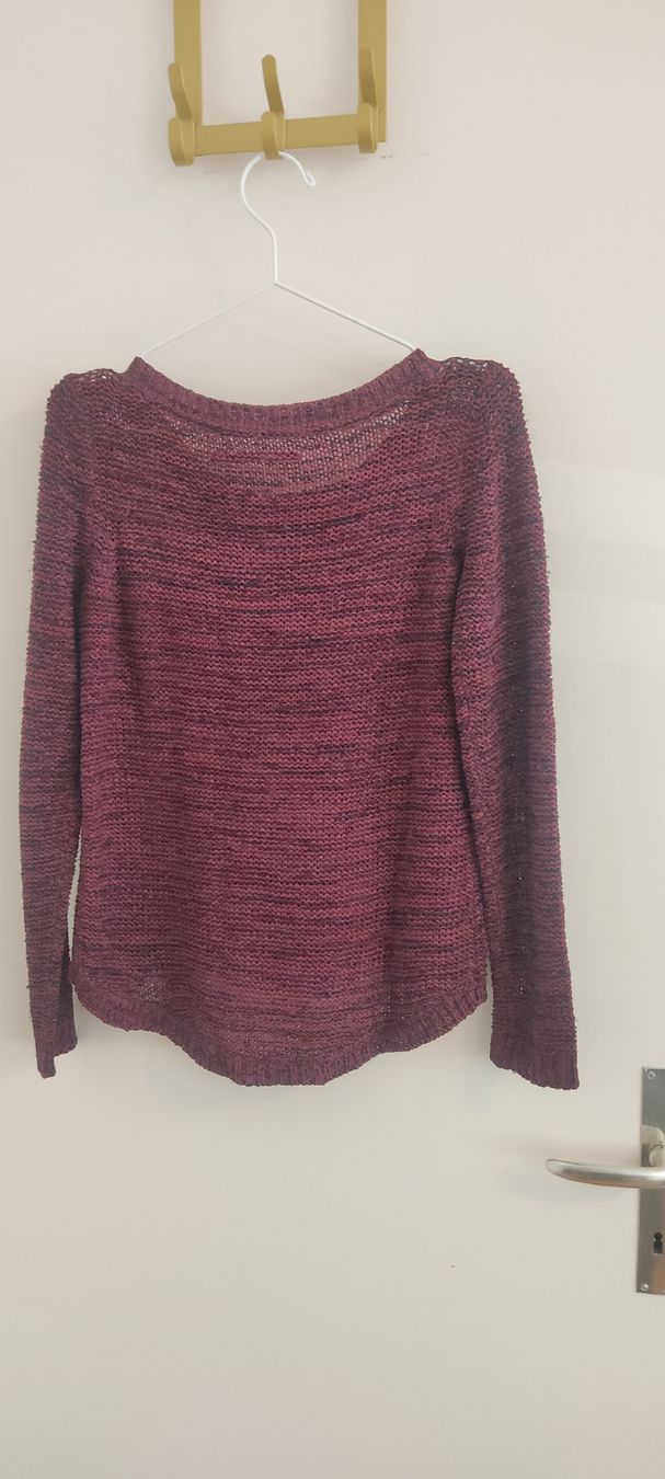 Only Pullover & Sweatshirts: Damen Strickpullover ONLY burgundy/schwarz Grösse S – Gebraucht aus Muttenz von fl.sab 2