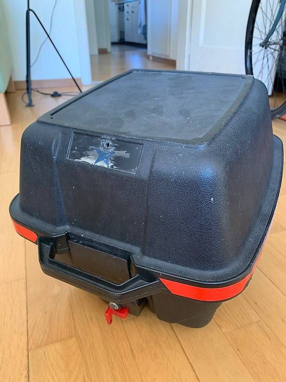 Topcase: box mit gepäckträger – Usato da Zürich venduto da inox309 1