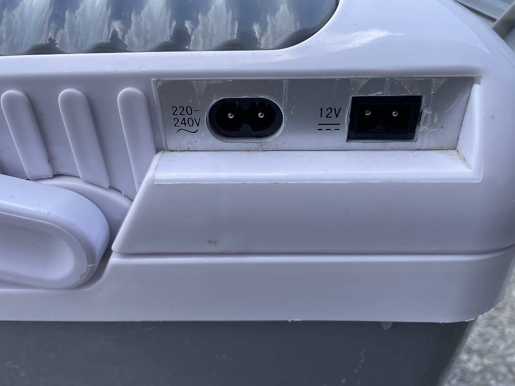 Frigoriferi & Refrigeratori: Glacière électrique 24 l – Usato da Chermignon-Bas venduto da Cnanch 2