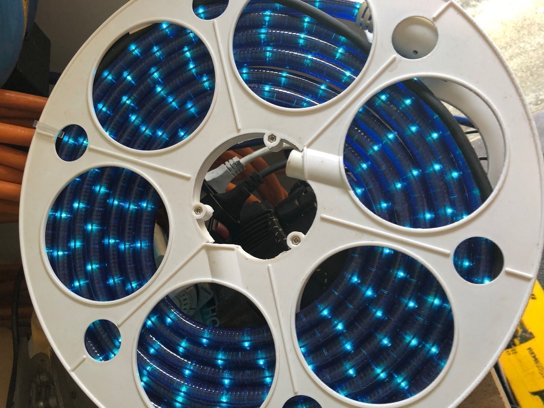 Lampen: Lichtschlauch blau Lichtkette – Neu (gemäss Beschreibung) aus Niederrohrdorf von beniledergerber