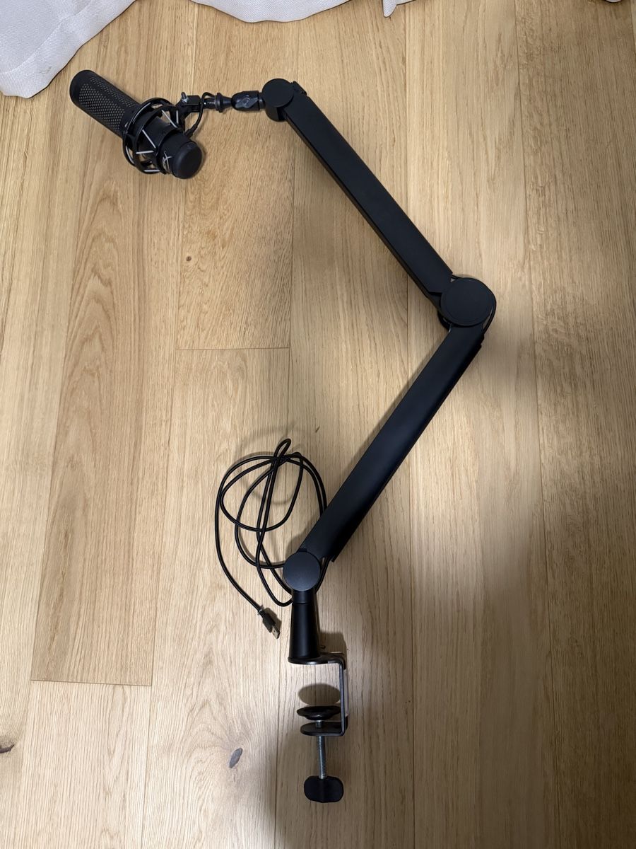 Hyperx Microfoni: HyperX Mikrofon + Digitus Mikrofonständer - Top Zustand! – Usato da Amriswil venduto da adh_x8pv