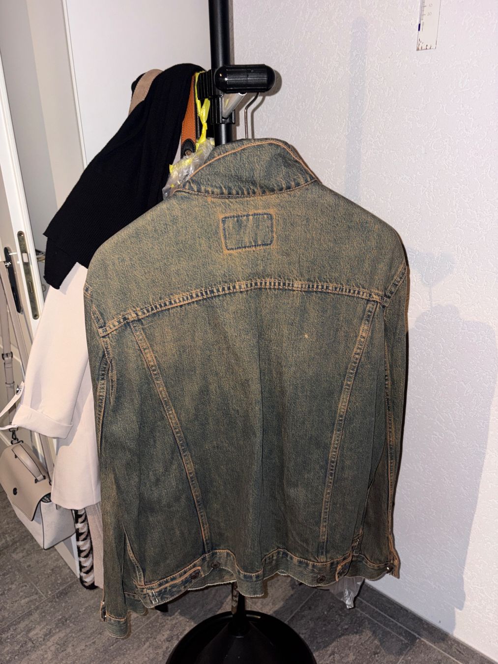 Zara Jacken: Zara Jeans Jacke – Gebraucht aus Obergerlafingen von raj_5njg 1