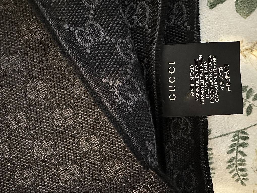 Foulard & Sciarpe: Sciarpa Gucci / Gucci Schal – Usato da Lodrino venduto da luc_f22b 3