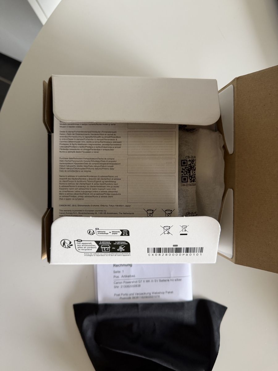 Canon Fotocamera: Canon PowerShot G7 X Mark III Silber Neu + memory card 128GB – Nuovo e nell'imballaggio originale da Aeschi b. Spiez venduto da dar_sjp8 2