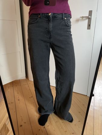 Jeans Grösse 38 schwarz 