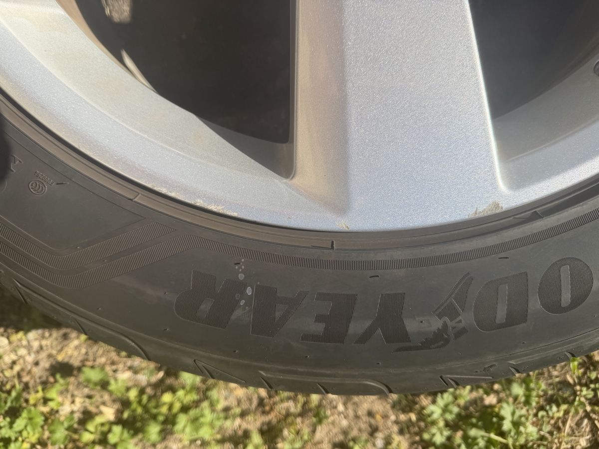 Pneus & Roues: Sommerreifen  – D'occasion à Oftringen par roy_j87t 2