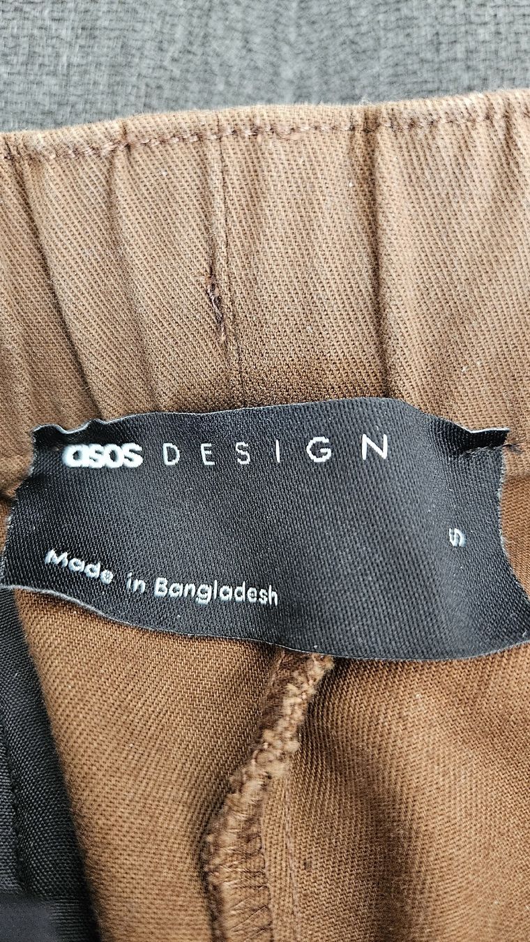 Asos Hosen: Hose – Gebraucht aus Zug von anzel999 2