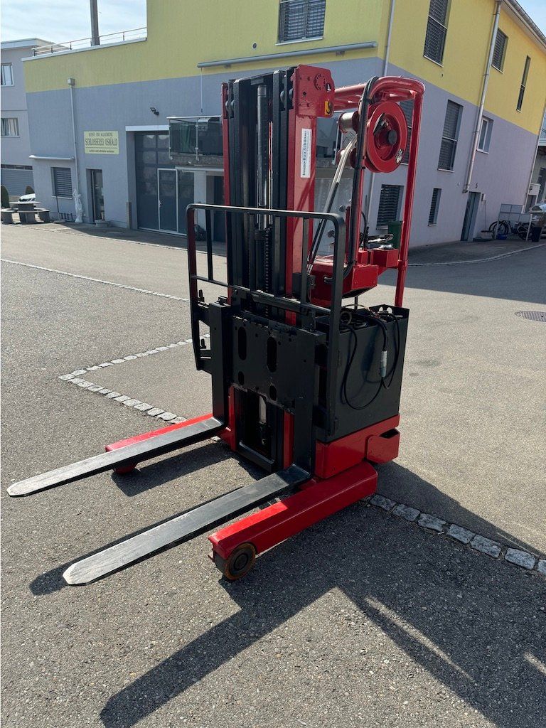 Carrelli elevatori e a forche: Elektro-Quersitzstapler – Usato da Wilen b. Wil venduto da Kuss03 2