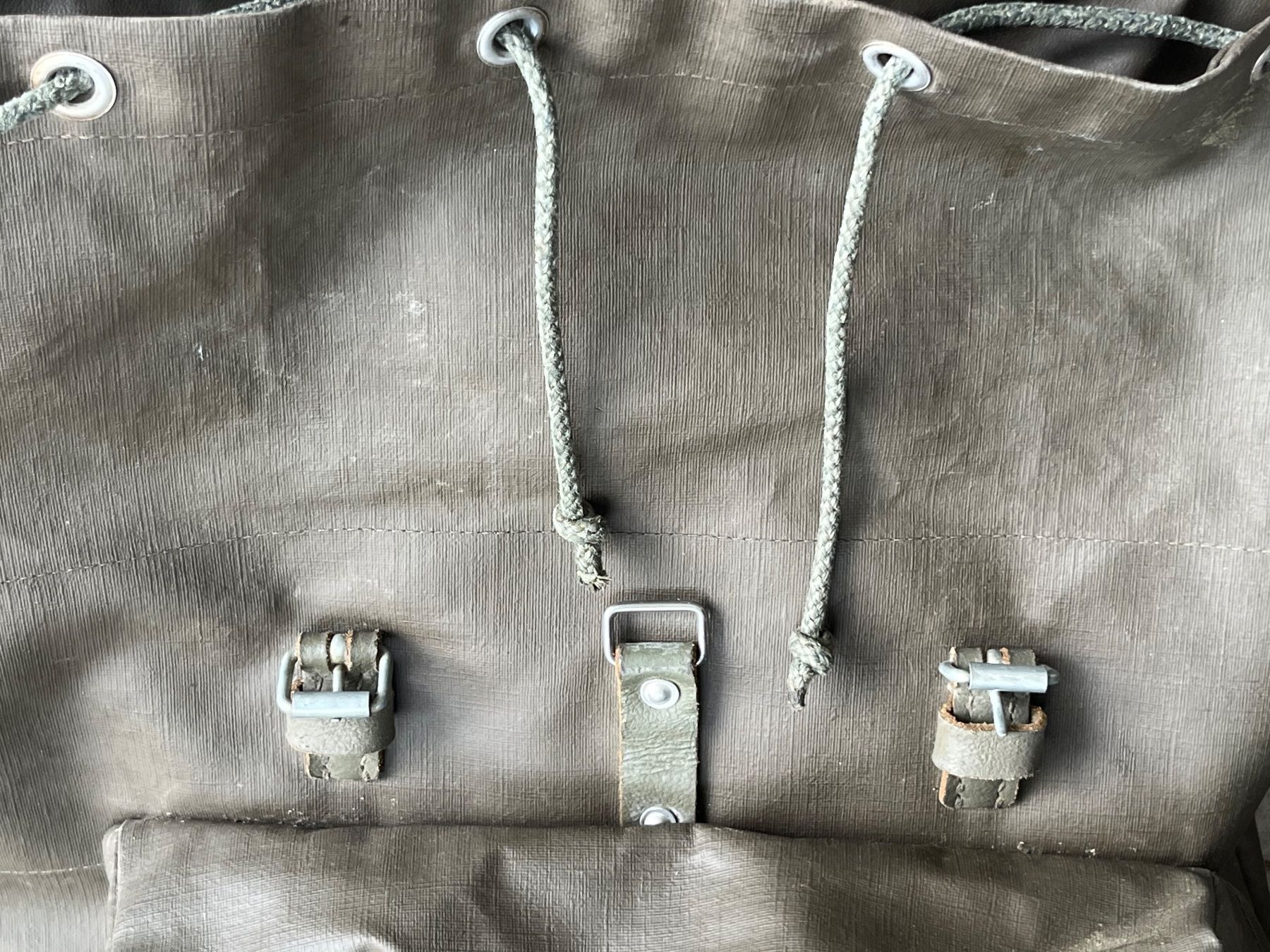 Schweizer Armee Zaini: Schweizer Militär Rucksack, ca. 1985 – Usato da Uhwiesen venduto da cinnaj 3