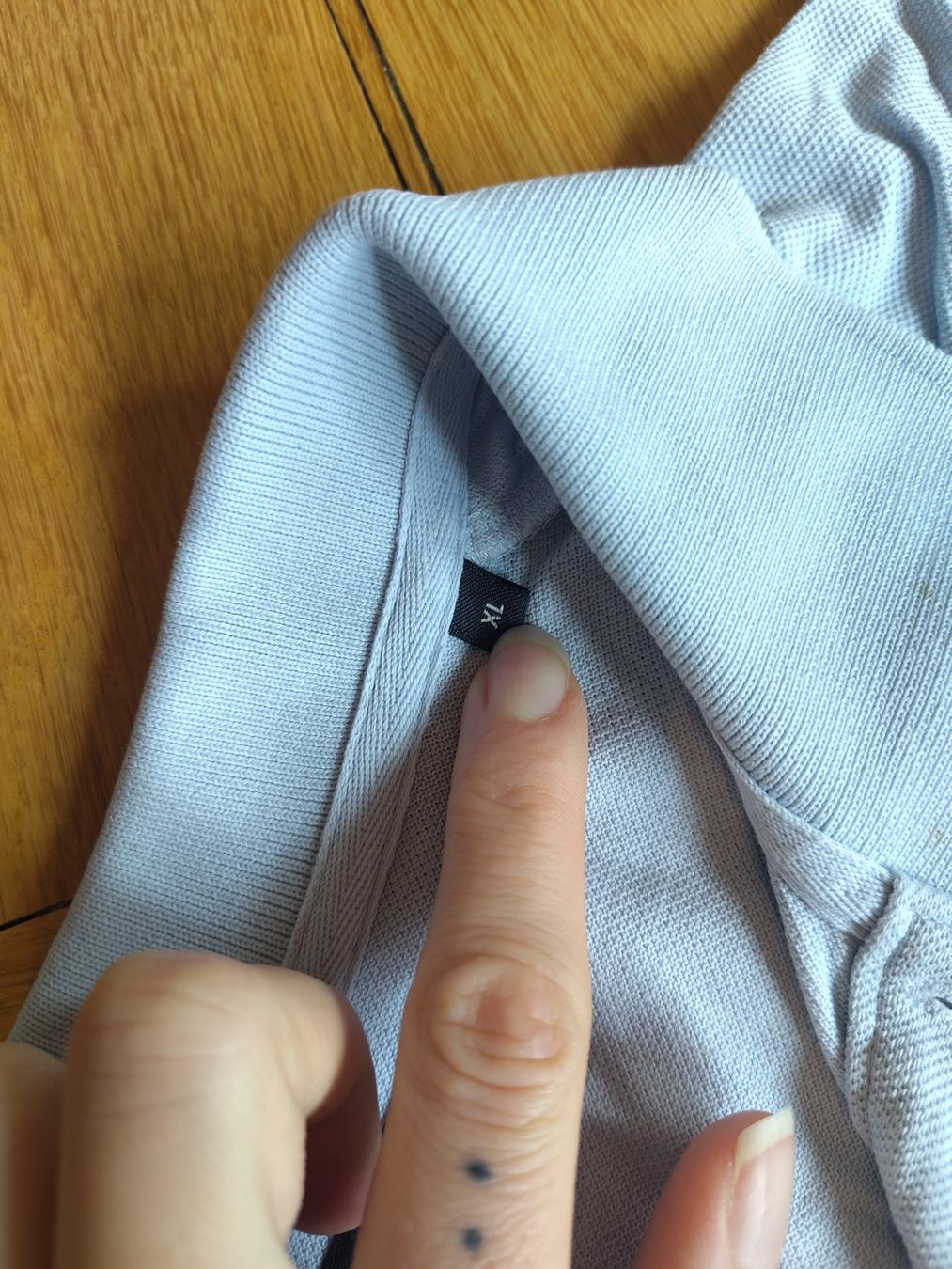 Polo-Shirts: Poloshirt – Gebraucht aus Bern von Linii 1