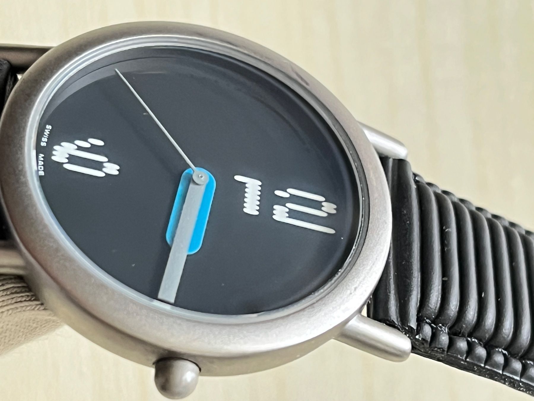 Uhren: Kultige Uhr, Schweizer Design – Gebraucht aus Grenchen von chththl 6
