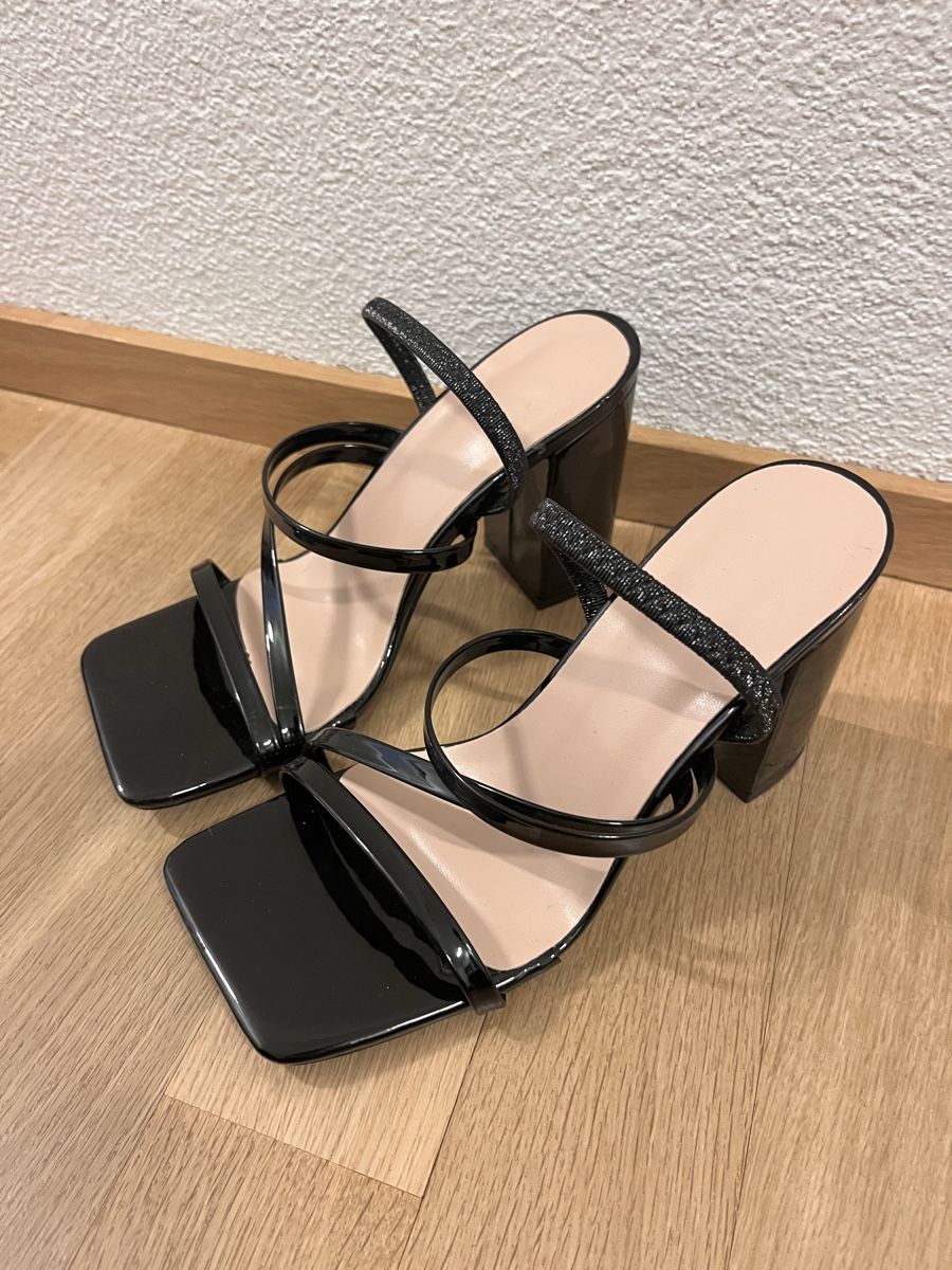 Scarpe da donna: Absatz schuhe gr. 36 – Usato da Root venduto da Mk1394