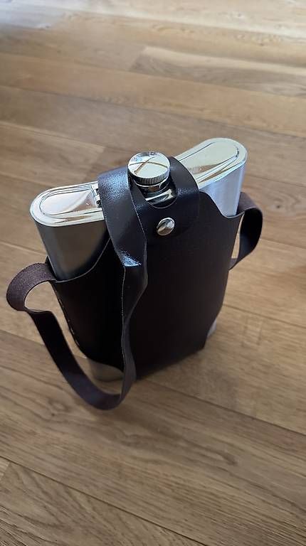 Altro: Flachmann 64oz / 1.8 Liter – Usato da Frauenfeld venduto da ericolor