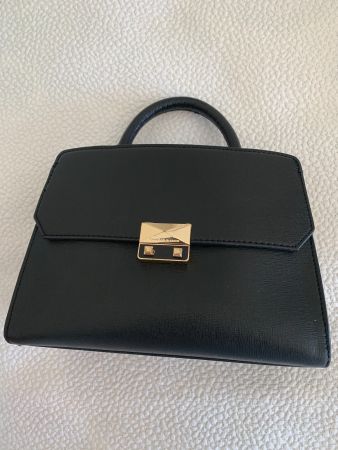 Sac à main Charles & Keith noir avec bandoulière état