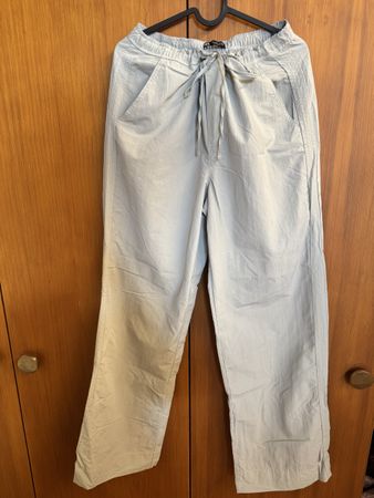 Pantaloni sportivi leggeri Zara M