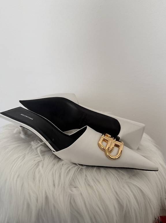 Damenschuhe: BALENCIAGA SQUARE KNIFE BB SLINGBACK MULES – Gebraucht aus Oberwil b. Zug von Andjola 3