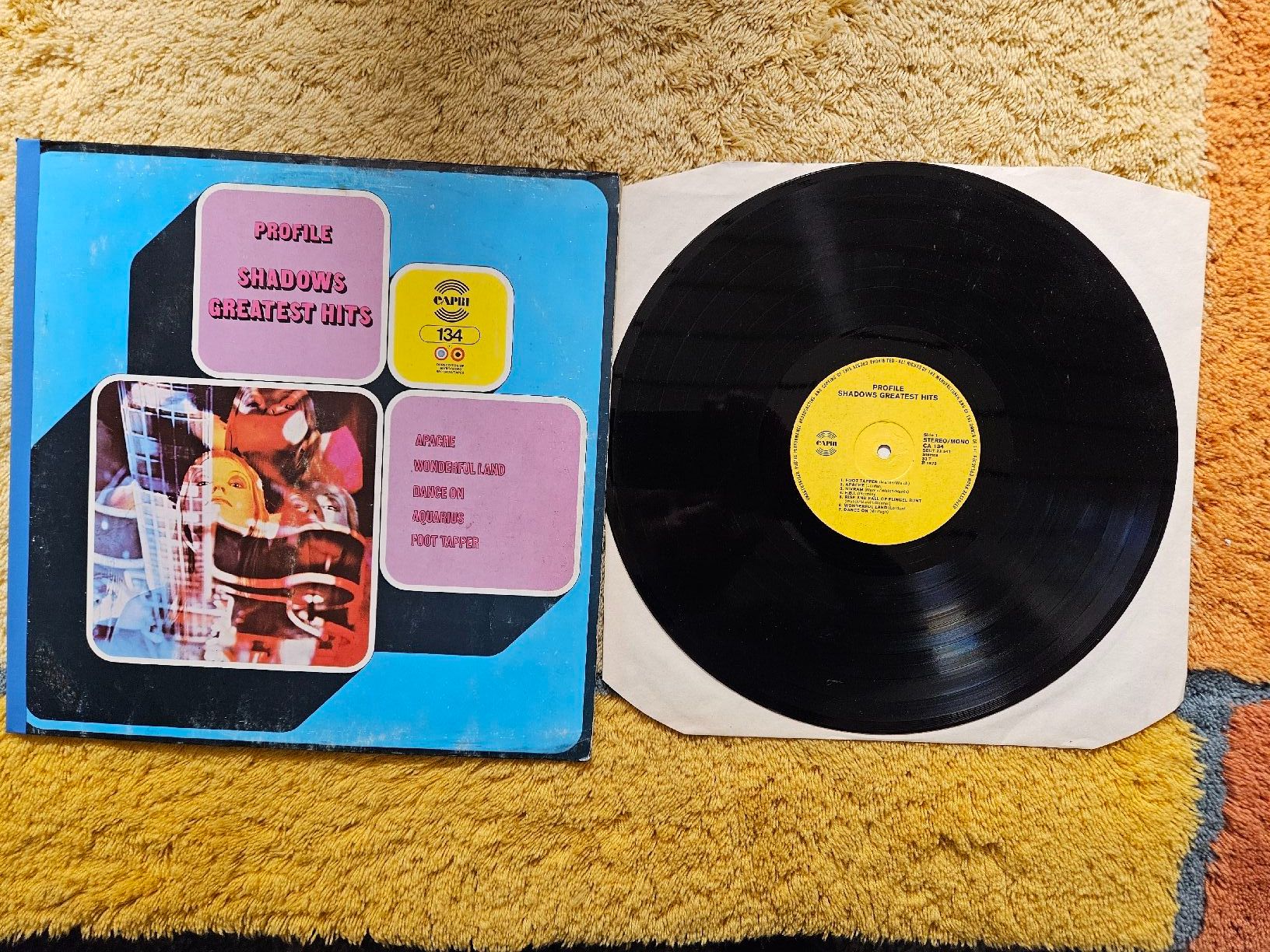 Dischi in vinile: The Shadows Schallplatte Lp - Profile Shadows Greatest Hits – Nuovo (secondo la descrizione) da Lyss venduto da Alexine
