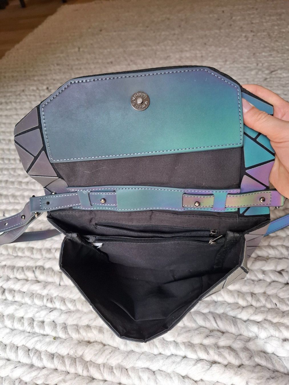 Borse: Reflektierende Umhängetasche / Reflective Shoulder Bag – Usato da Schaffhausen venduto da ann_cjt6 2