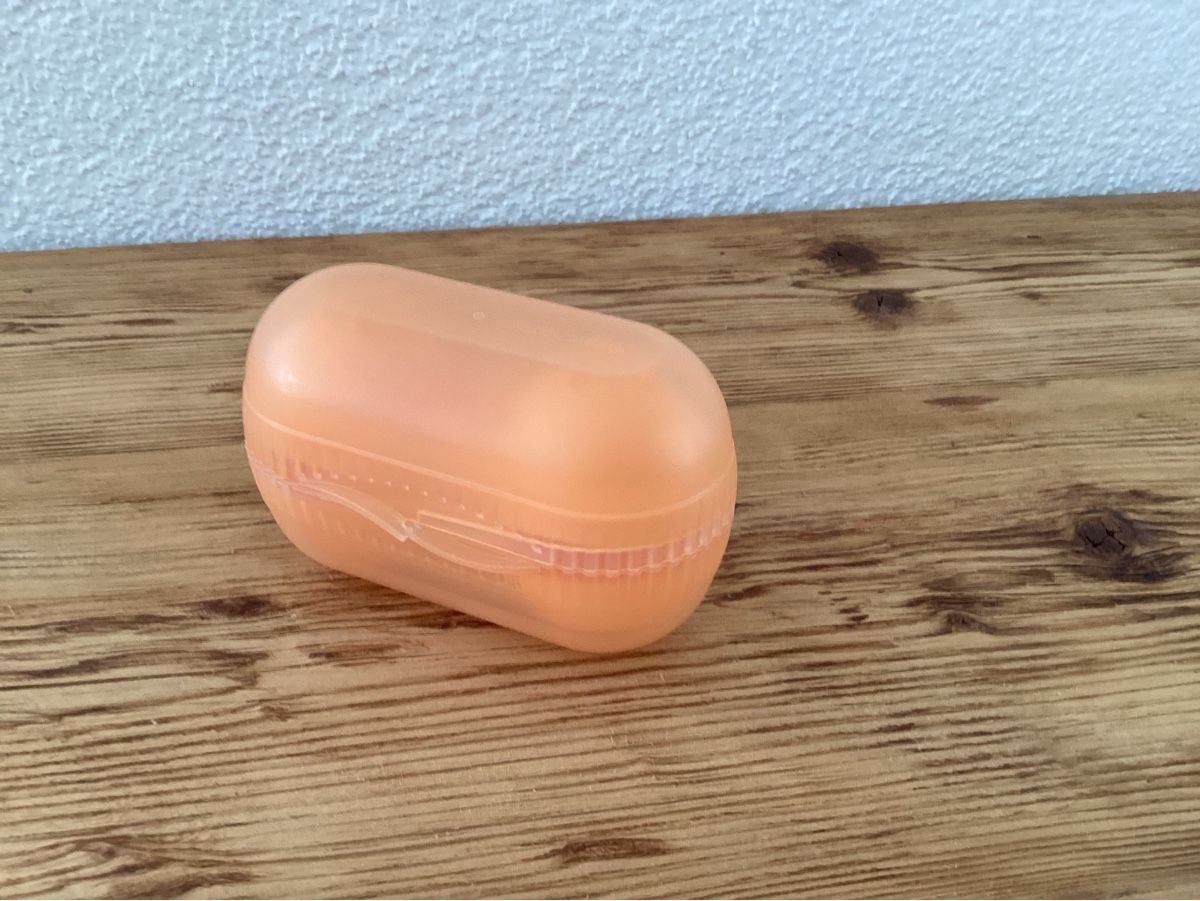 Tupperware Contenitori & Simili: Tupperware Picknick- Eierbox  – Usato da Wassen UR venduto da SABDOM 1