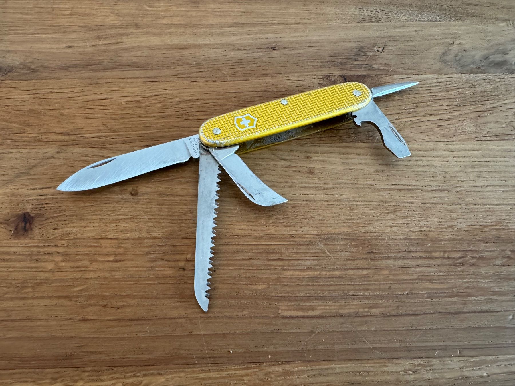 Victorinox Taschenmesser: Victorinox Alox BUGNARD Taschenmesser Sackmesser – Gebraucht aus frauenfeld von pipi018 5
