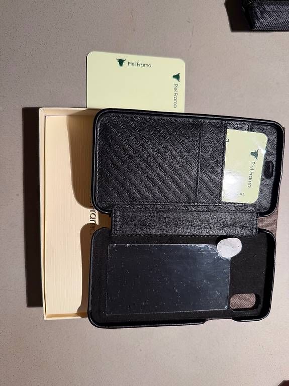 Telefoni cellulari / Smartphones: iPhone XS Piel Frama – Usato da Gentilino venduto da sar_6wzk 1
