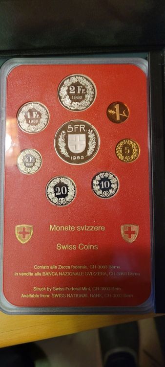 Schweizer MünzSet von 1985 in schöner Schatulle Kaufen auf Ricardo