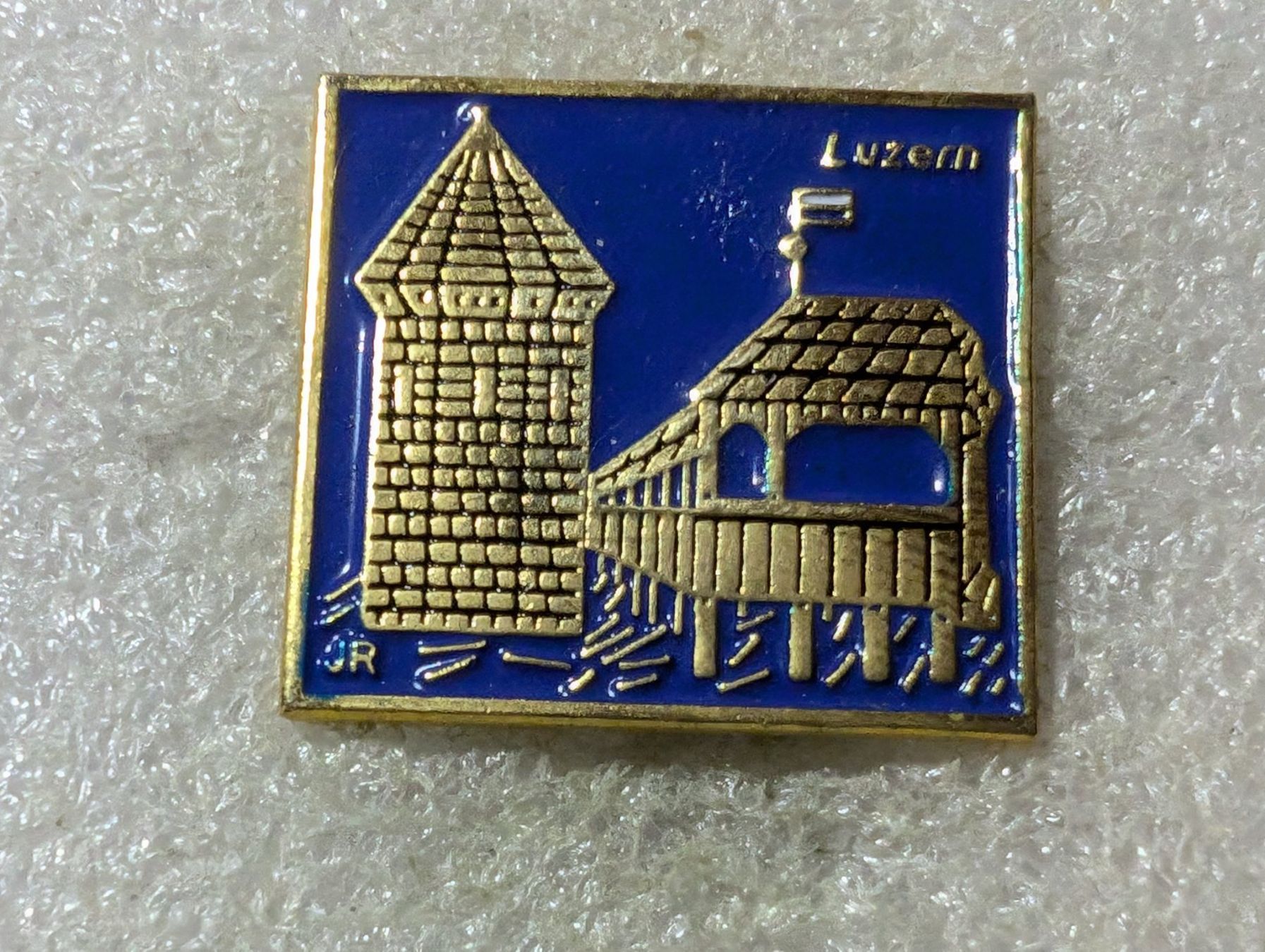 Plaketten & Abzeichen: Ansteckpin 150: Luzern – Gebraucht aus Oppligen von Pin-Fall-Shop