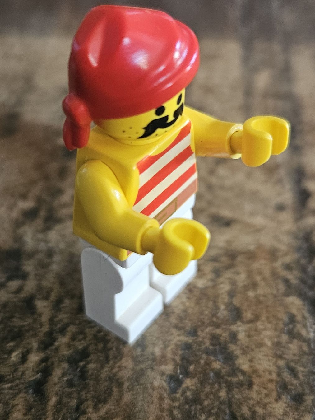Lego Kit di costruzioni: lego figurine pirate pi045 – Usato da Confignon venduto da Ecrofigs 3