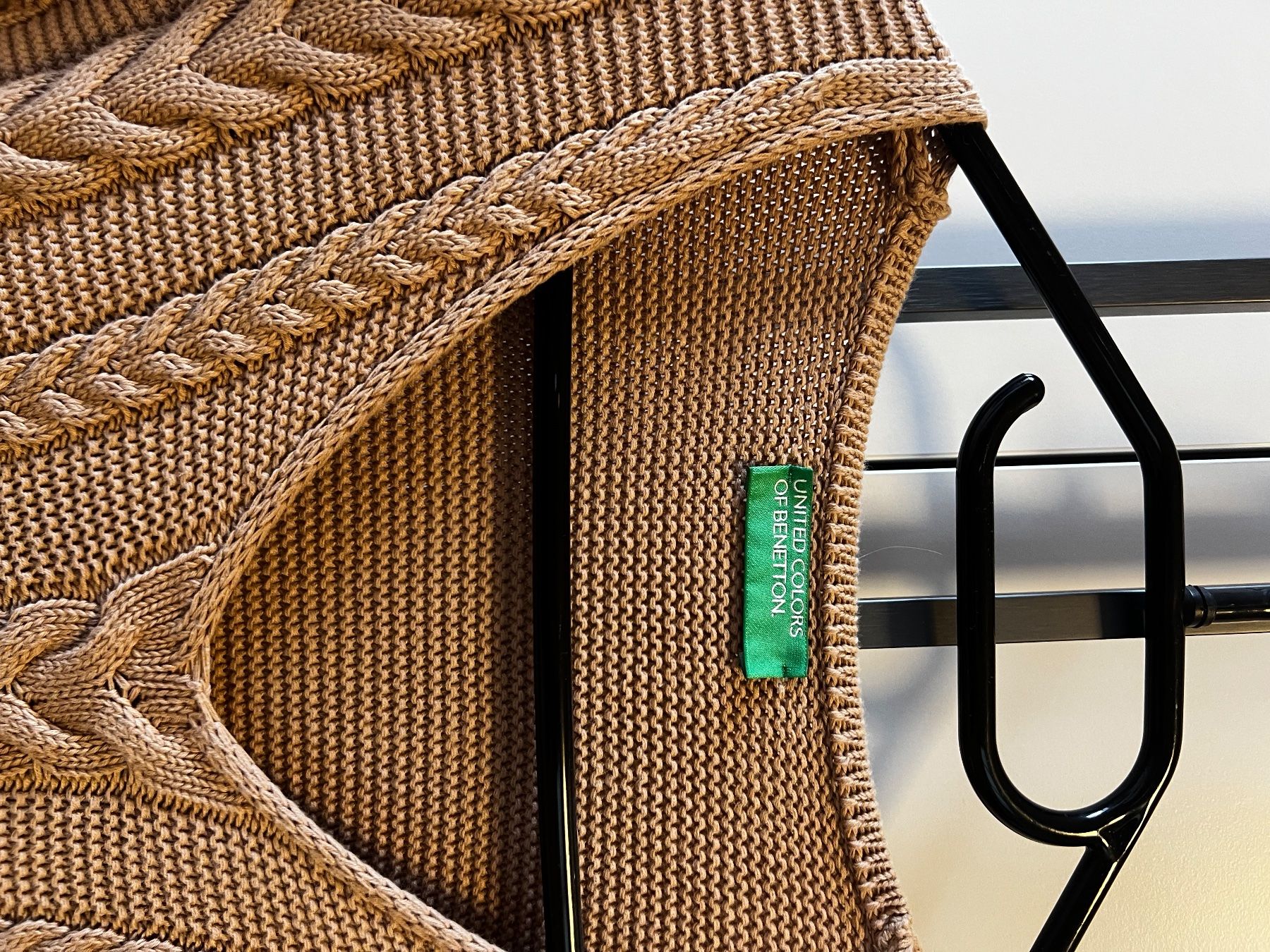 Benetton Maglioni & Felpe: Edler Pullover Braun von Benetton – Usato da Stetten AG venduto da mormic_1805 1