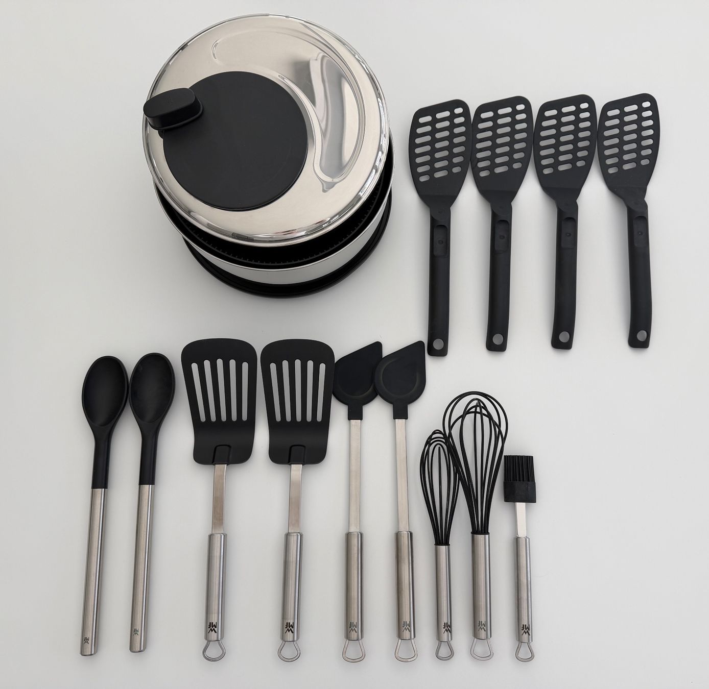 WMF Set di posate: Profi WMF Starter Küchenset (NEU) 14 teilig – Nuovo e nell'imballaggio originale da Wohlenschwil venduto da i1717