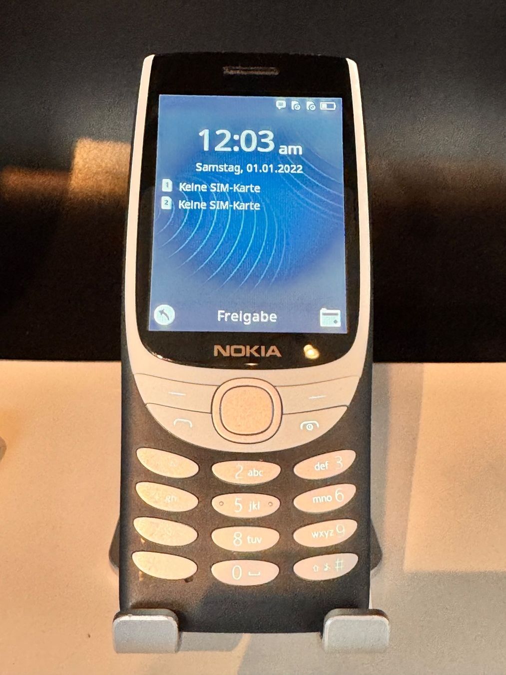 Nokia Telefoni cellulari / Smartphones: Nokia 8210 4G Dual SIM SIM Frei – Usato da Hermetschwil-Staffeln venduto da Mobile2013 7