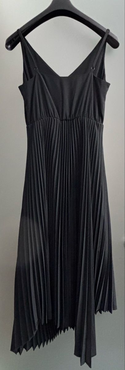 Allsaints Vestiti: Kleid mit Pullunder – Nuovo (secondo la descrizione) da Rüschlikon venduto da cloudy_scotch 5