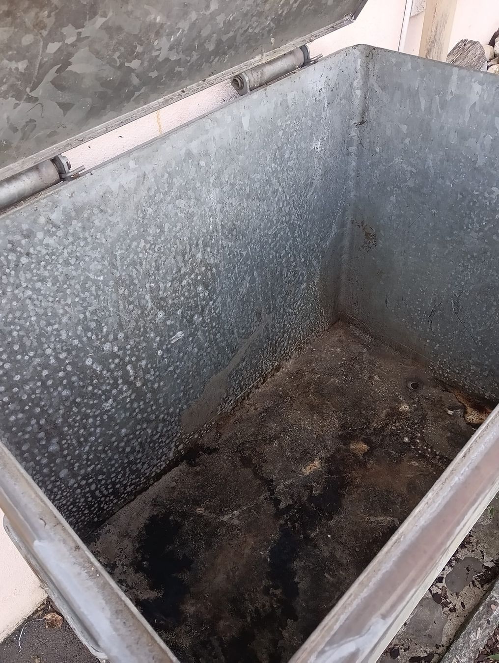 Sonstiges für Büro & Gewerbe: Abfall Container, Container – Gebraucht aus Fischingen von fis_fd8k 2