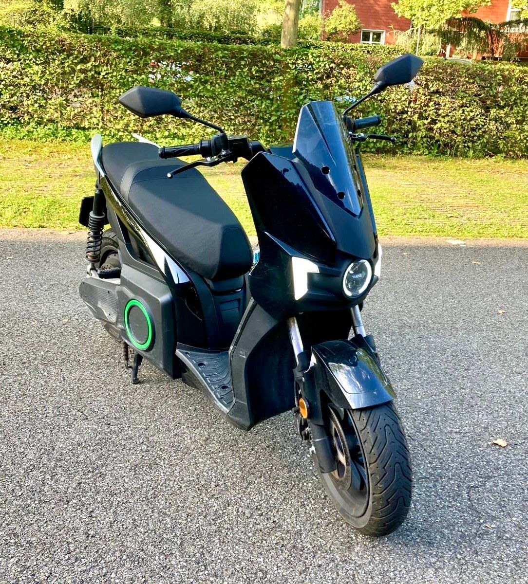 Strada: E-Roller Silence S01 – Usato da Zürich venduto da sila23 1