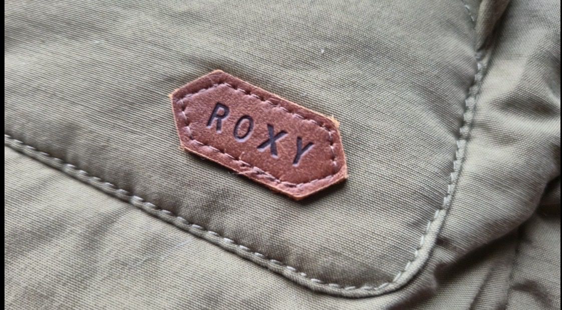 Roxy Vestes: Winterjacke Roxy Gr.M/ khaki mit Kapuze – Neuf (Voir description) à Horw par ast_b5c6 6