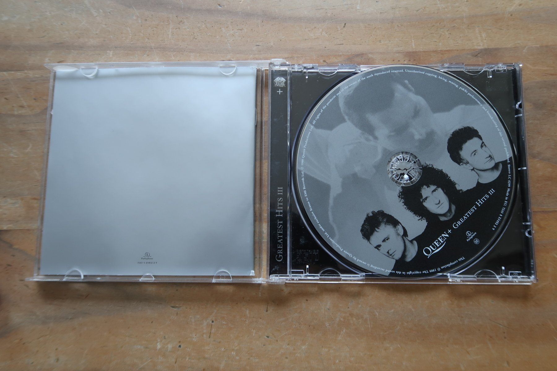 CDs: QUEEN - GREATEST HITS III - CD – Gebraucht aus Basel von Patiscat 3