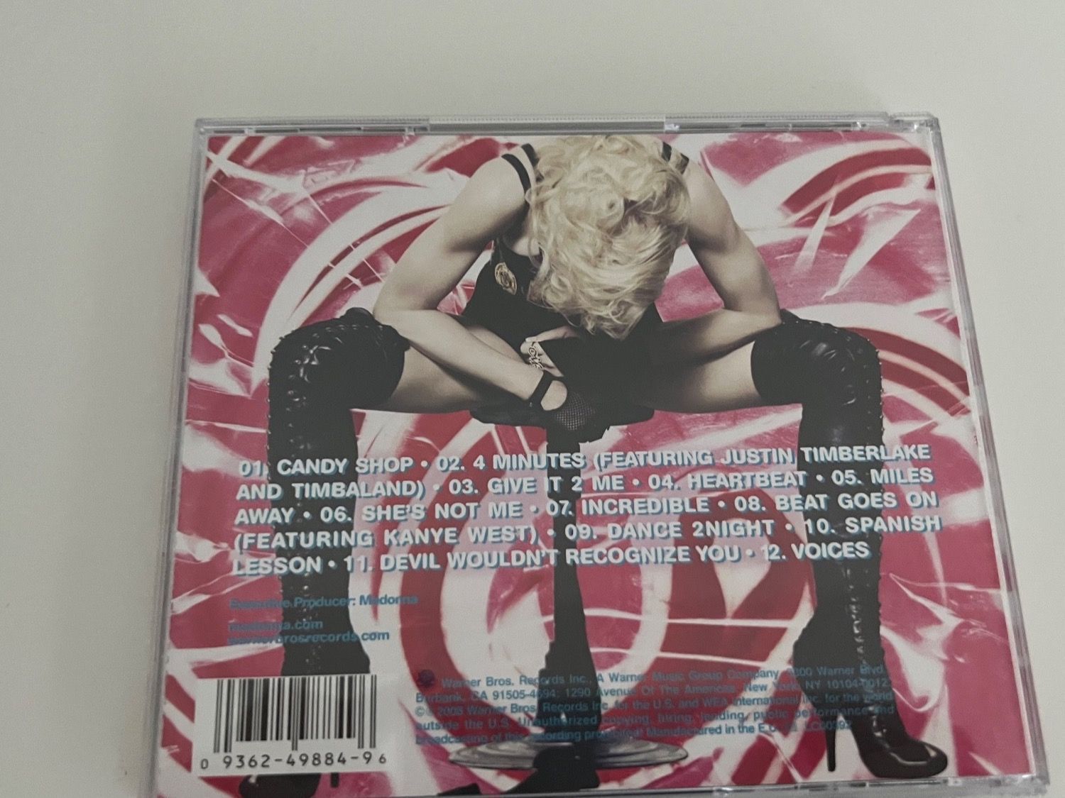 CDs: Madonna, Hard Candy – D'occasion à Lausanne par Sittingredbull 2