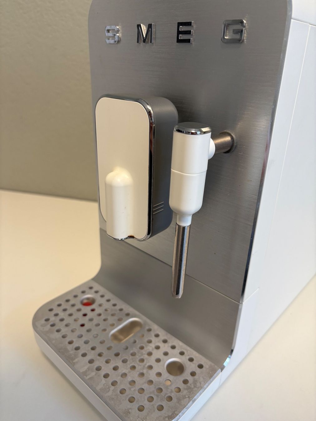 Smeg Macchine per caffè & Macchine per espresso: Kaffeemaschine von SMEG – Difettoso da Zürich venduto da Lendava 4