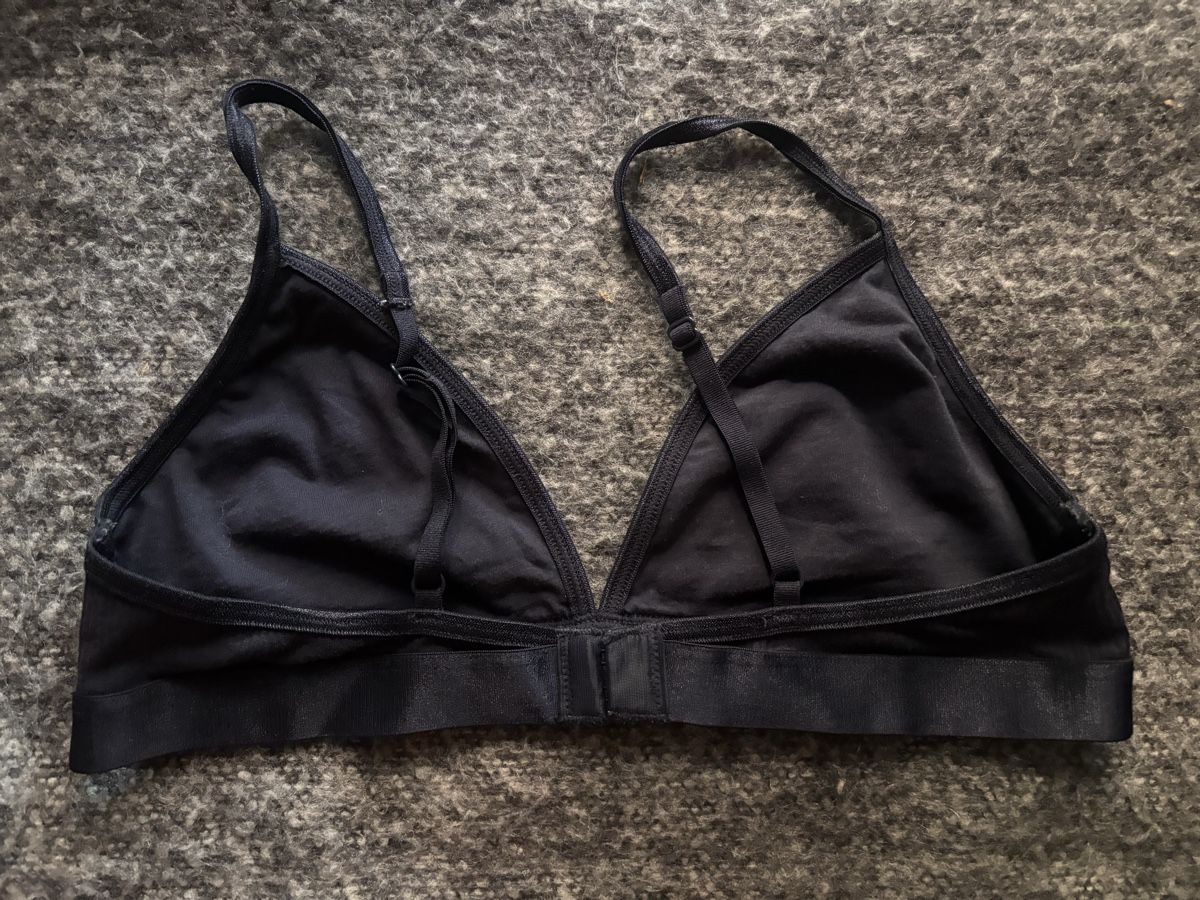 Weekday Altra biancheria intima: Aurora Soft Bra, S, von Weekday  – Usato da Zürich venduto da cla_v6hx 1