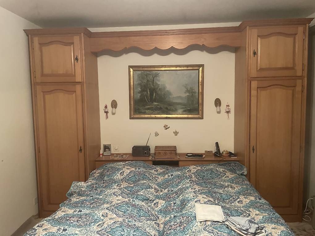 Lits: Schlafzimmer Kirschholz – D'occasion à Muttenz par OlivierE 1