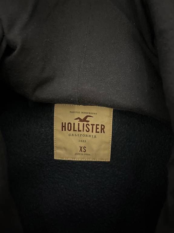 Giacche: Hollister Trainer Jacke – Usato da Luzern venduto da tro_b2v6 1