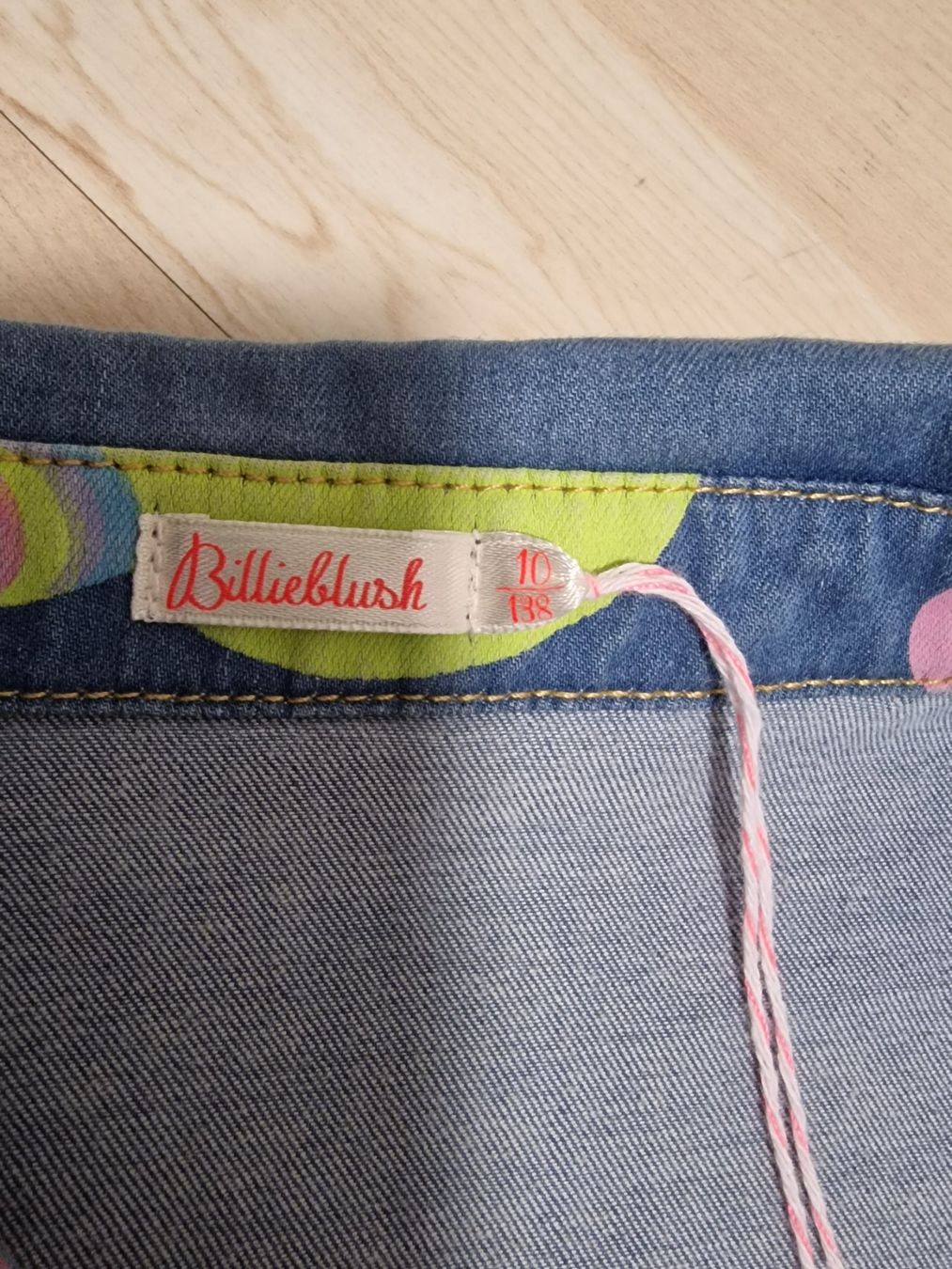 Billieblush Vestiti & Gonne: Wunderschönes Mädchenkleid Jeans mit langen Ärmeln – Nuovo (secondo la descrizione) da Knonau venduto da nicdorf 3