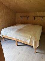 Doppelbett aus Holz mit Lattenrost guter Zustand
