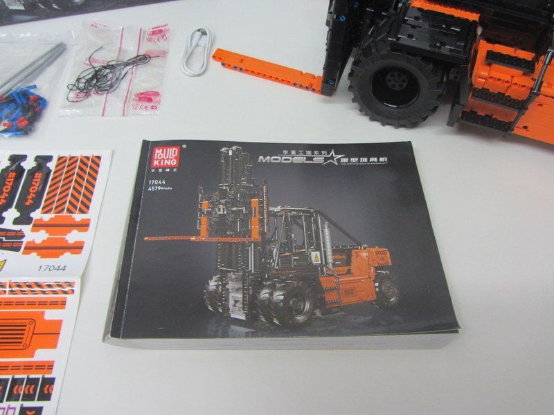 Mould King Baukästen: Mould King 17044  " Heavy Duty Forklift " – Neu (gemäss Beschreibung) aus Kreuzlingen von Han-Solo-68 3