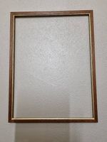 Holzbilderrahmen mit Goldrand ohne Glas