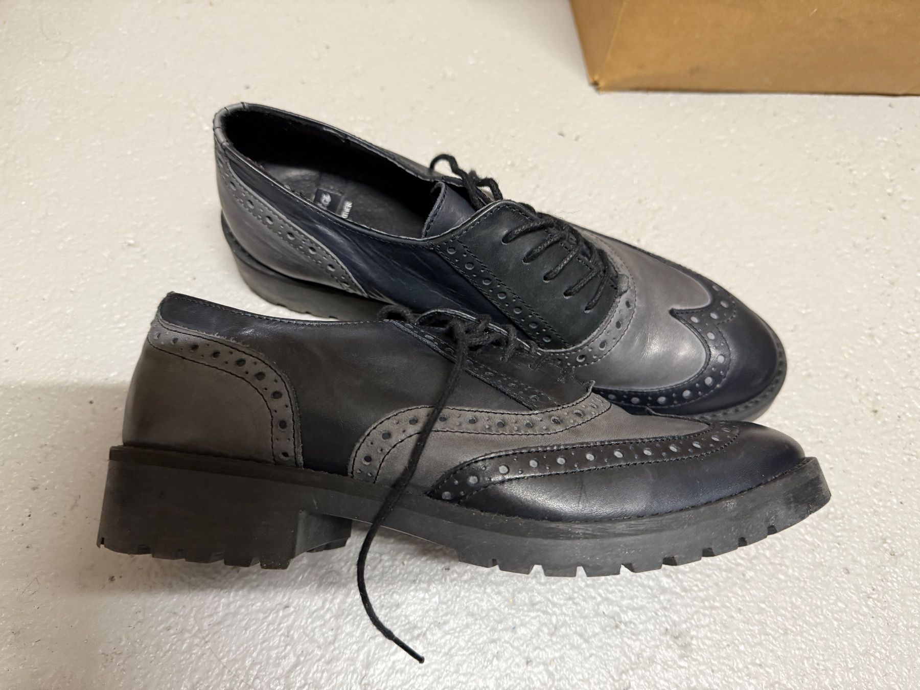 Scarpe da donna: Bata Echt Leder Schuhe, schwarz/grau, Grösse 38 top! – Usato da Bettwil venduto da Tija007 1