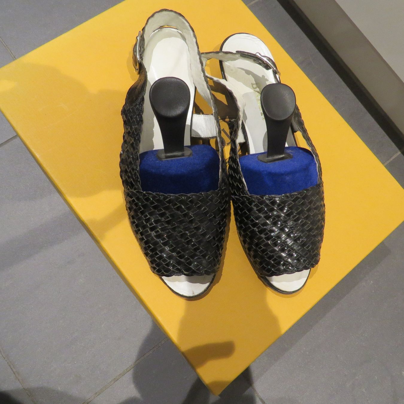 Scarpe da donna: Bally Schuhe Grösse 38 – Nuovo (secondo la descrizione) da Einsiedeln venduto da rotgypsy1969 1