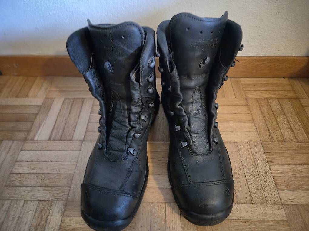 Herrenschuhe: Haix Airpower X21 HIGH Goretex Gr 43 – Gebraucht aus Wohlen AG von ste_w55b