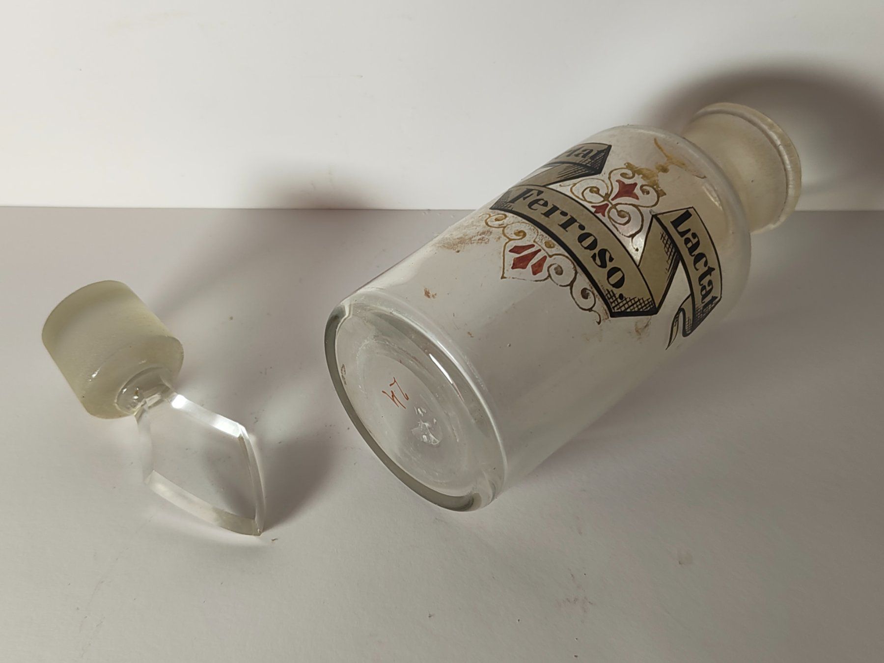 Accessori da laboratorio: Apothekerflasche LACTAT FERROSO Um 1900 18cm – Usato da Monthey venduto da 19_karen_84 3